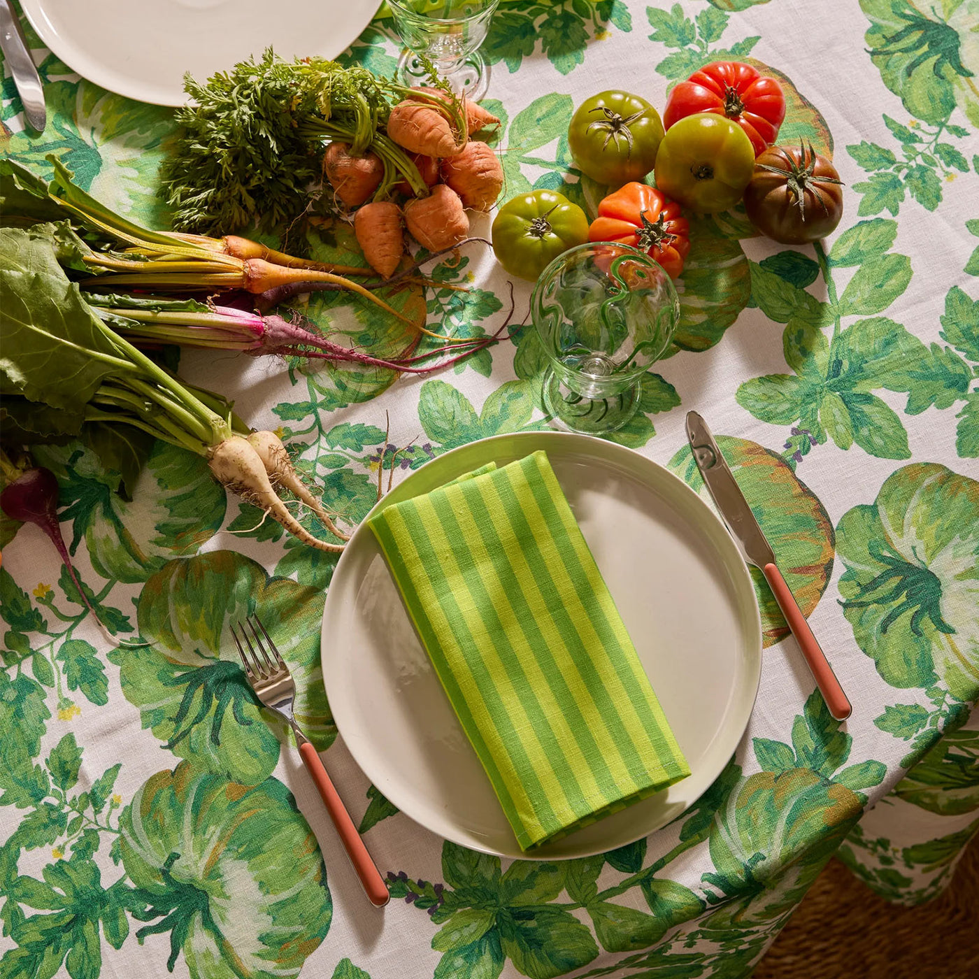 Heirloom Green Linen Tablecloth - Medium