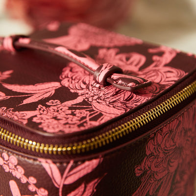 Delphine Small Vanity Case -  Garnet
