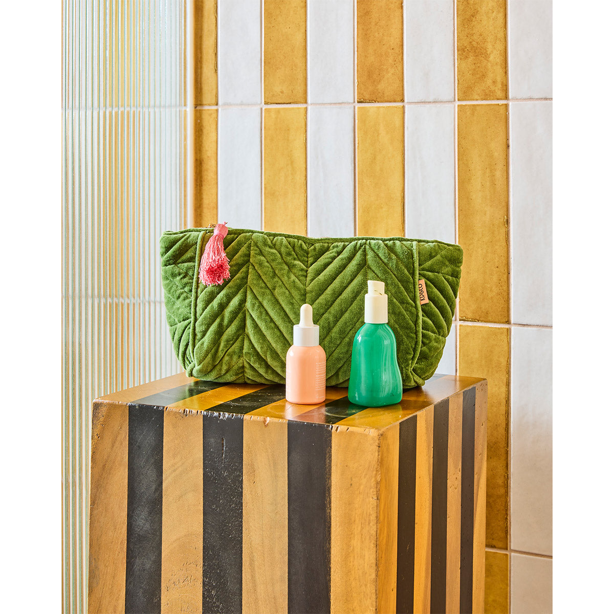 Moss Velvet Toiletry Bag One Size