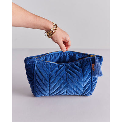 Ocean Dreamer Velvet Toiletry Bag One Size