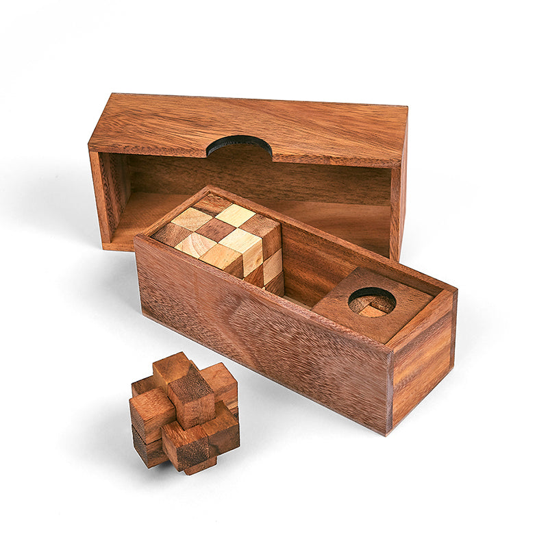 3 Puzzels in a Wooden Box